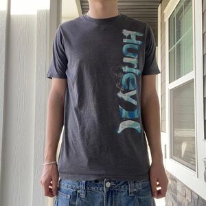 Hurley Men's Grey and Blue T-shirt
